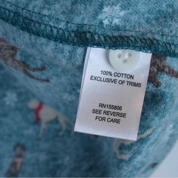 LAZY MONDAYS Soft Brushed Cotton Long Sleep Shirt ‘Labs in Scarves’, Medium - Picture 6 of 11